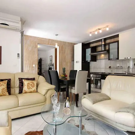 In - Riviera 46480 Lejlighed Split